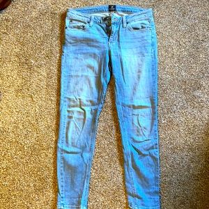 Just Black Brand size 4